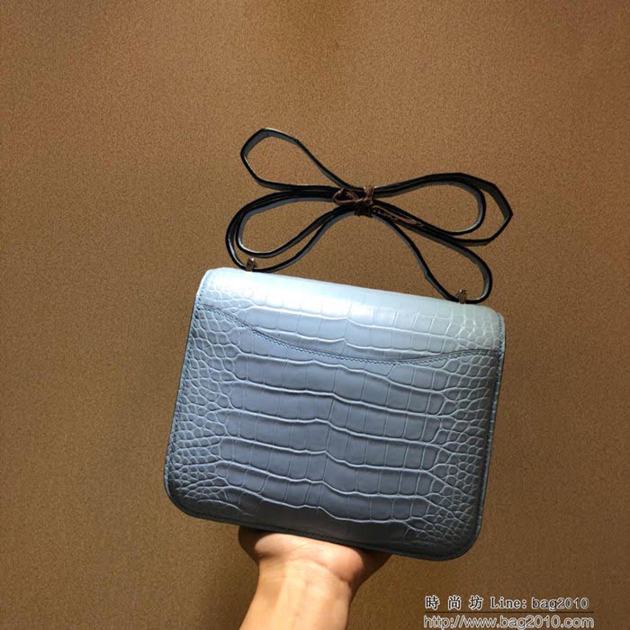 HERMES愛馬仕 康康18cm alligator crocodile 美洲鱷 頂級工藝 蠟線手縫 馬卡龍蘭 銀扣  Ama1515